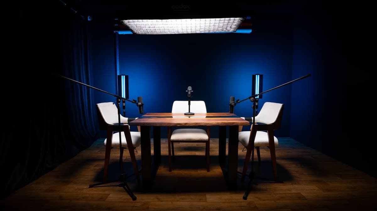 Studio 2